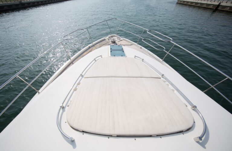 68ft Sealine (D3)