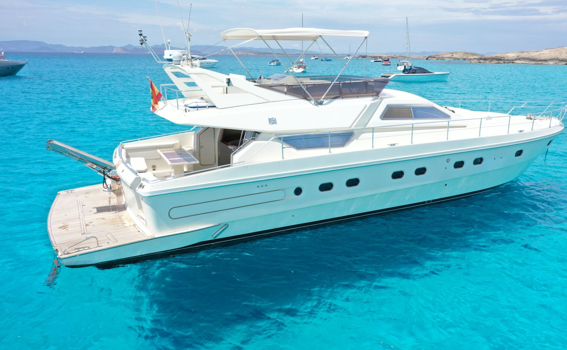 Ferretti — 62 Fly (2000)