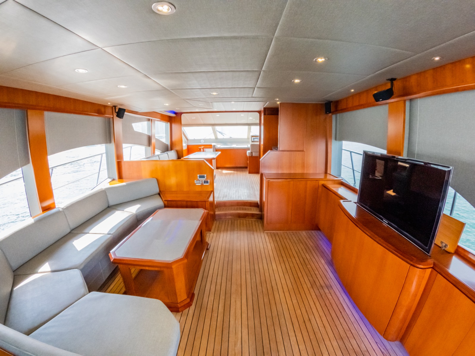 62ft Lana 2023 Model