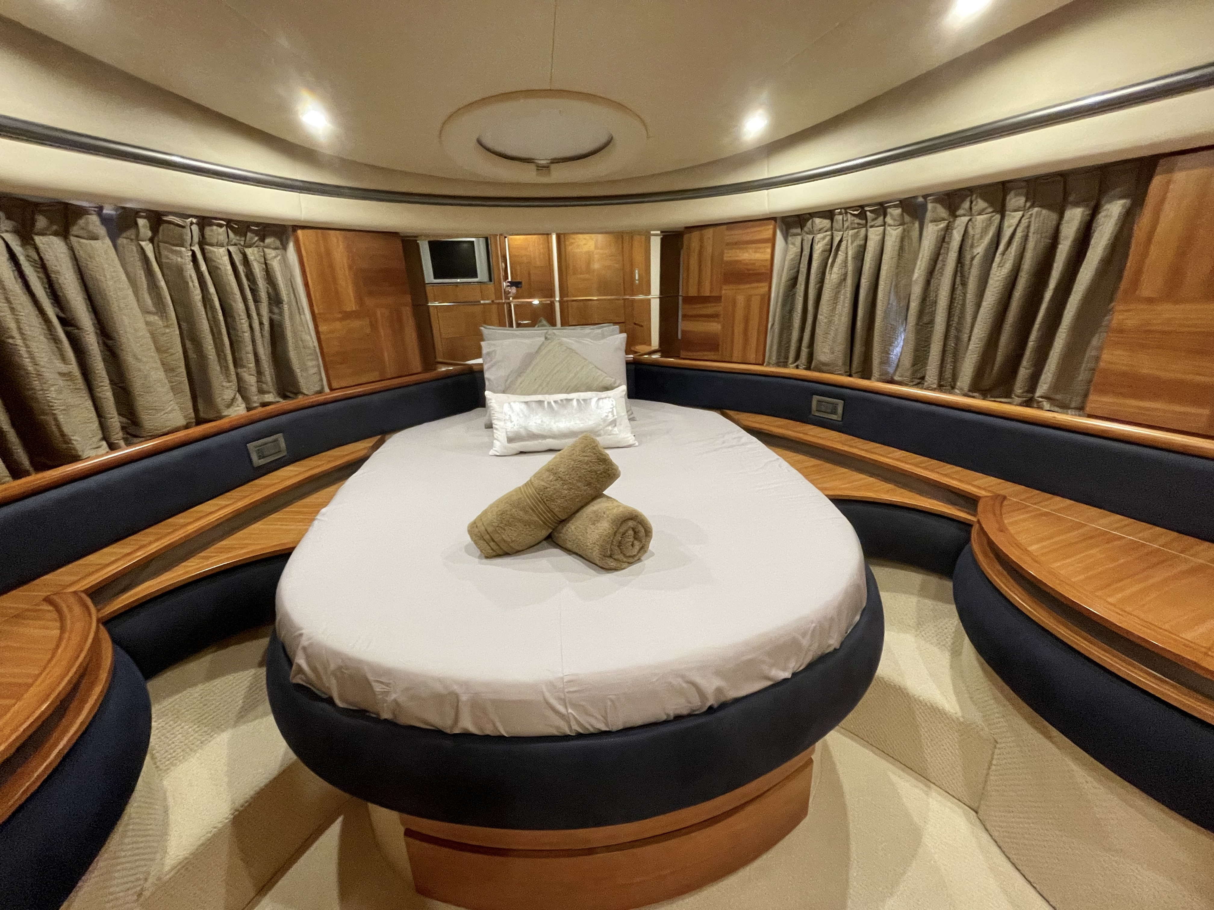 50 Grand Crew 2022 Refit