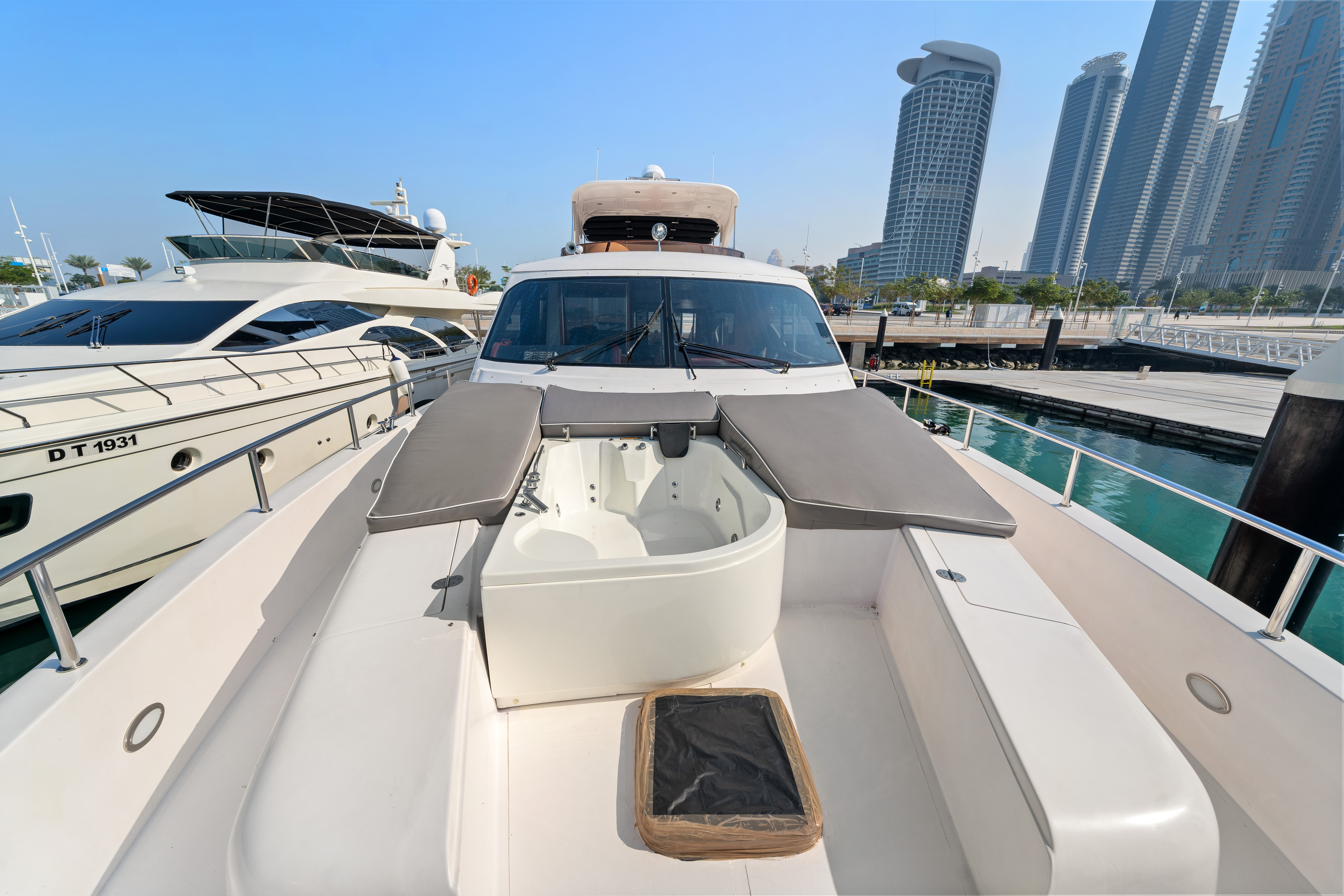Big Daddy Yacht Dubai