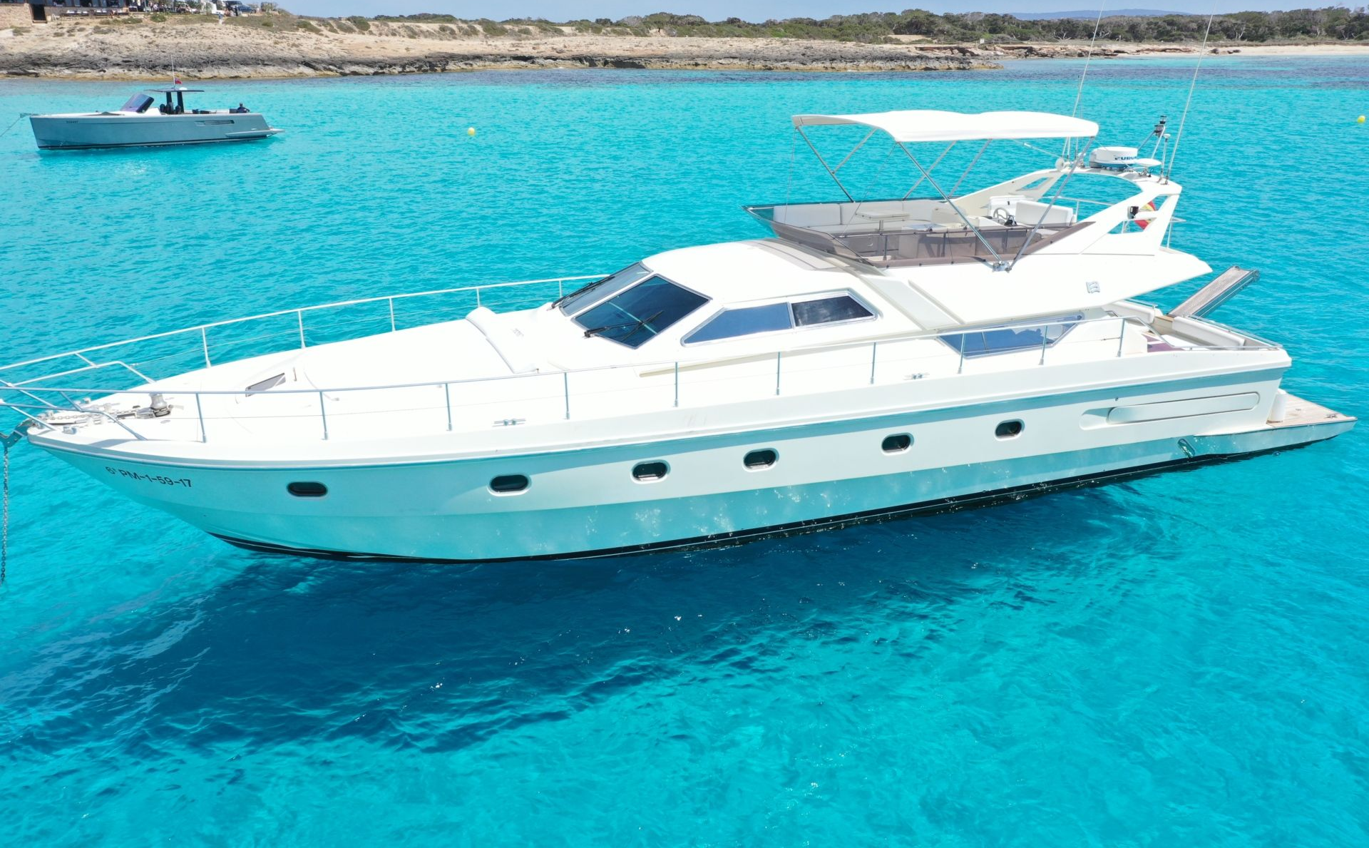 Ferretti — 62 Fly (2000)