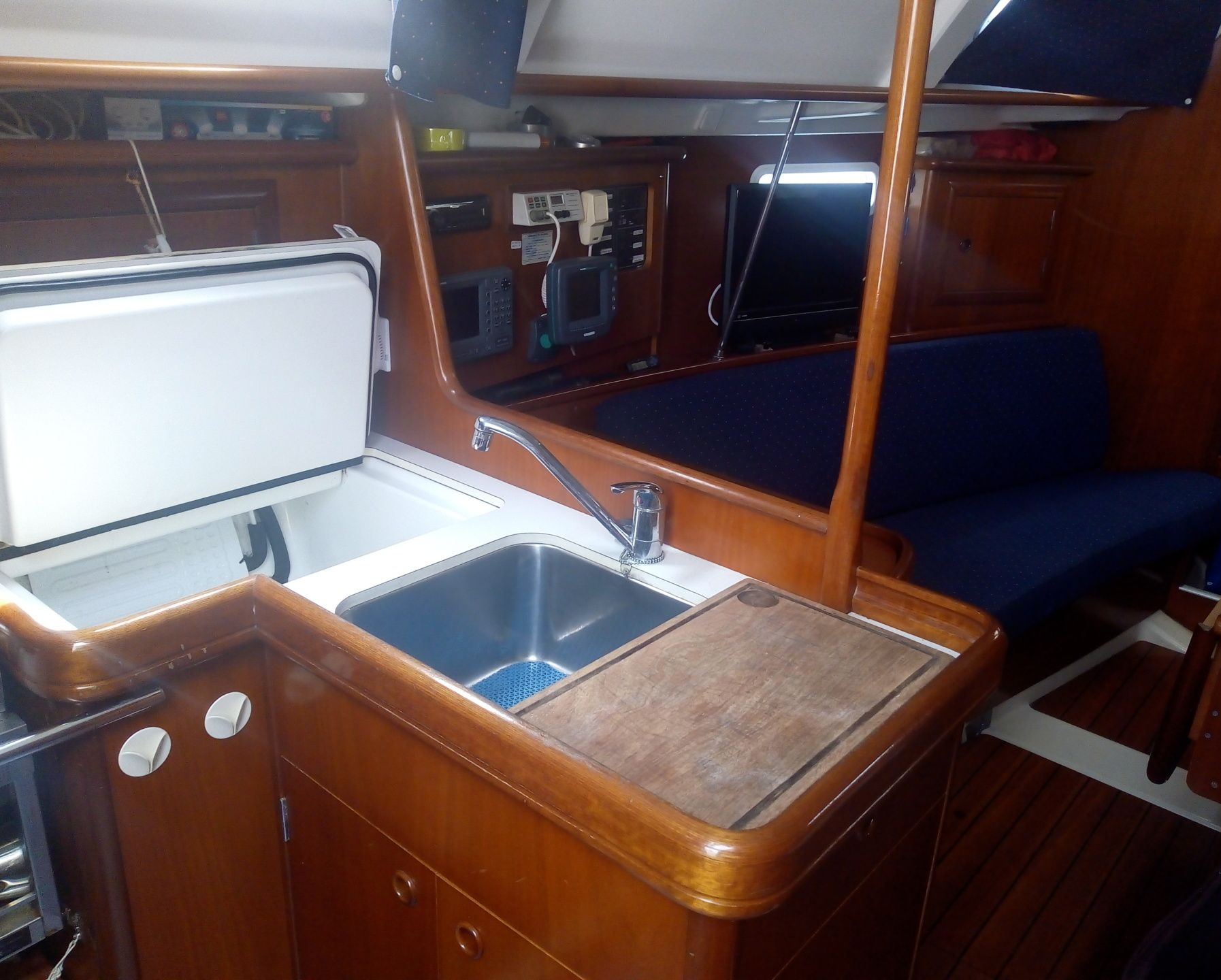 Beneteau — Oceanis 331 (2002)