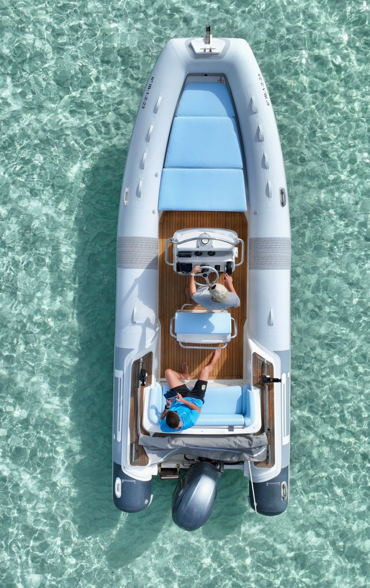 Pirelli — Pzero 660 (2017)