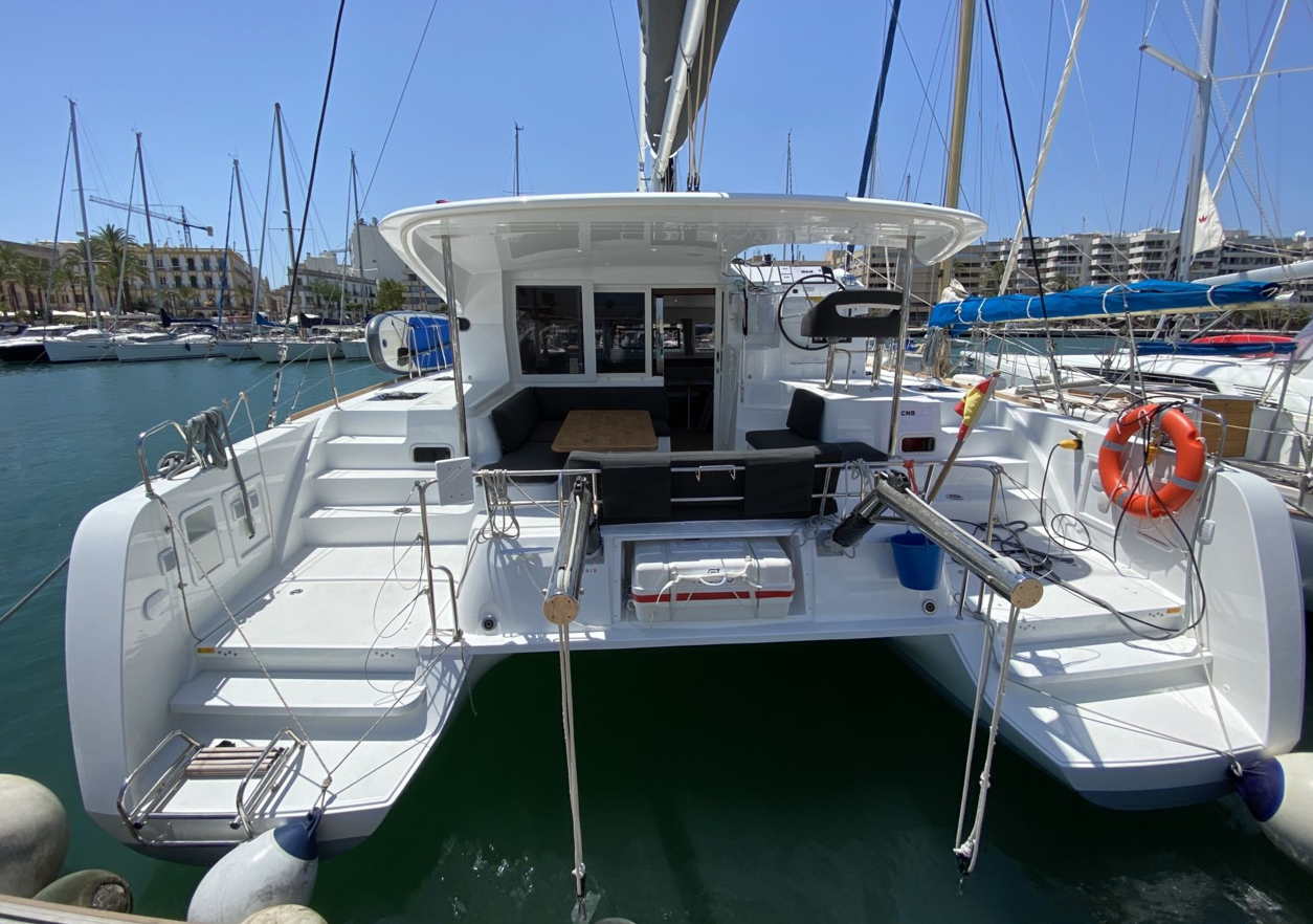 Lagoon — Lagoon 40 (2020)