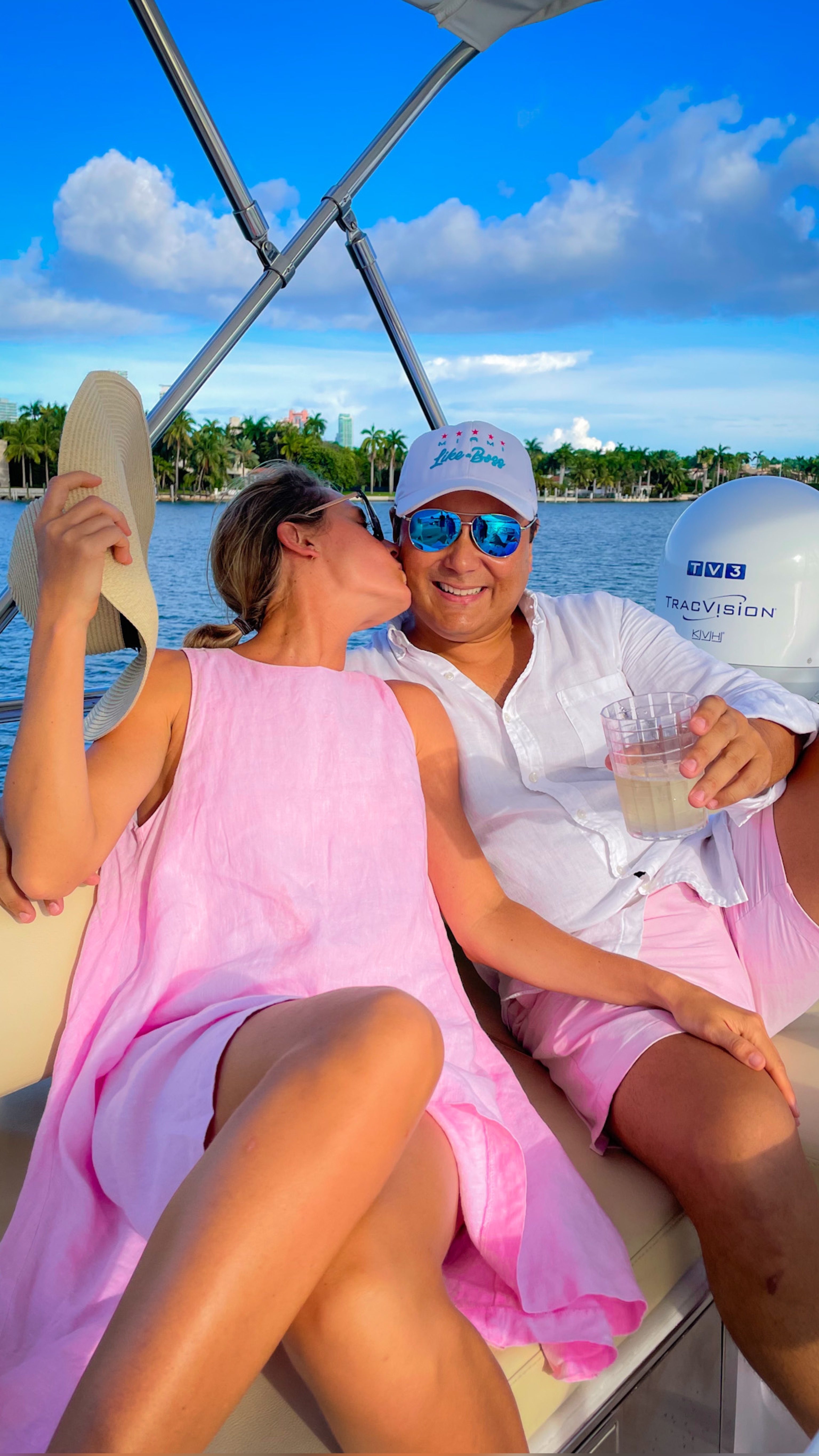 Cruise Miami in a Luxurious Azimut Flybridge