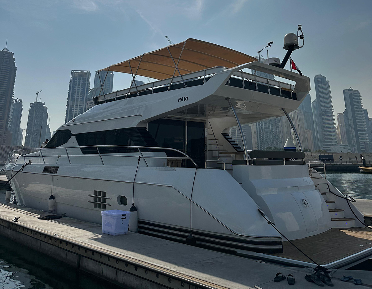 Pavi 80ft with Jacuzzi