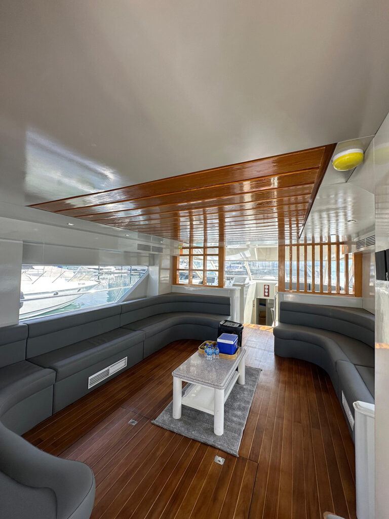 Pavi 80ft with Jacuzzi