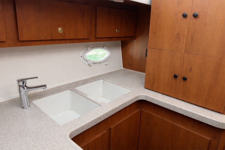 FAIRLINE