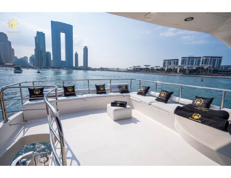 LUXURY BELLA VITA 66FT