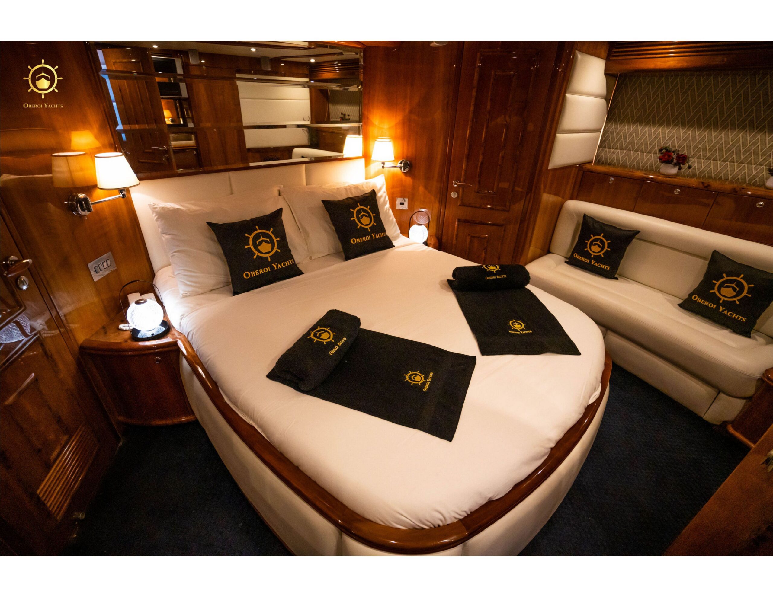 LUXURY BELLA VITA 66FT
