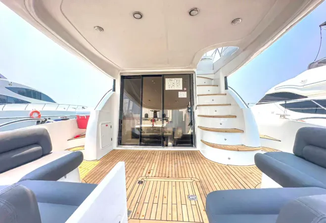 56ft Sunseeker (Gold)