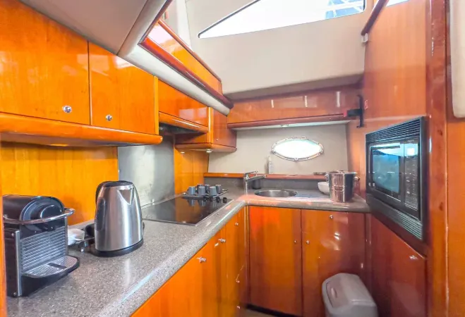 56ft Sunseeker (Gold)