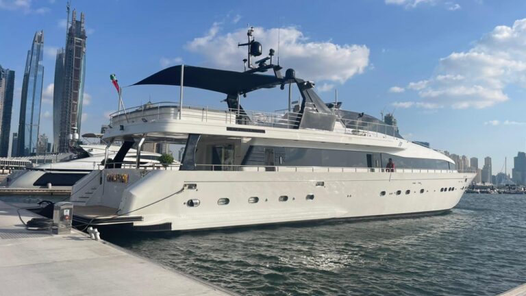 135ft MAZAYEL – 135ft/41m – Yacht