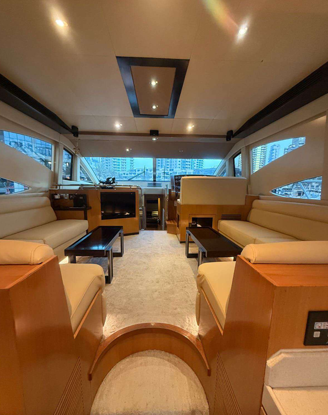 56ft Majesty (SM)