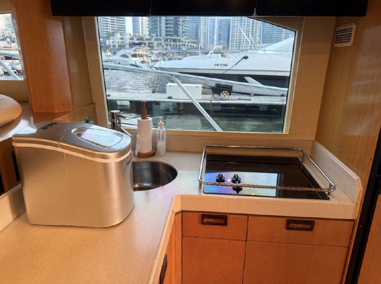 56ft Majesty (SM)