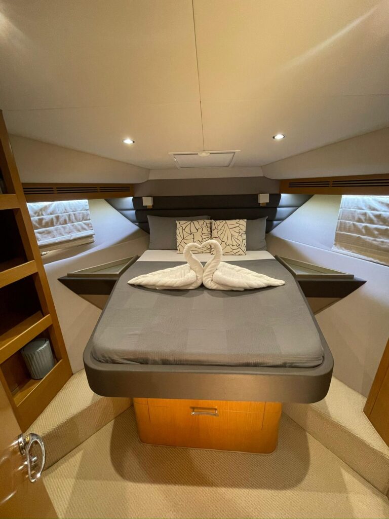 The Pearl 48ft