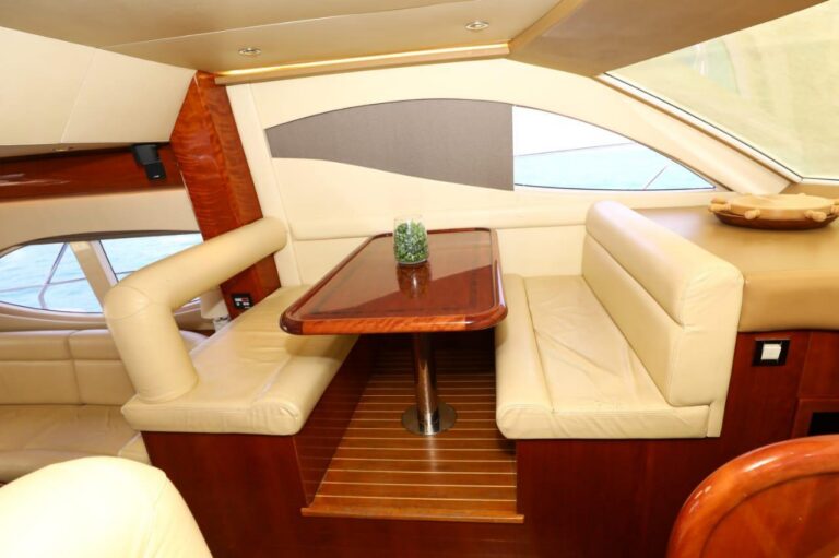 Majesty 50ft (Asfar)