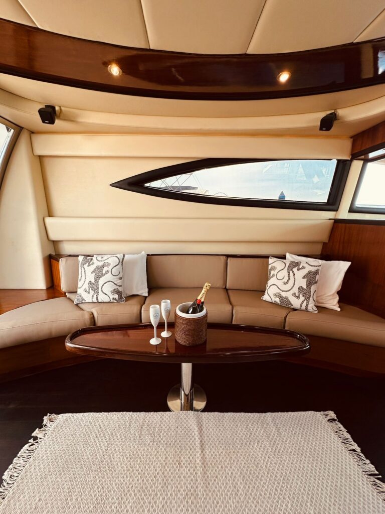 Bella 54FT (Royal Amora)