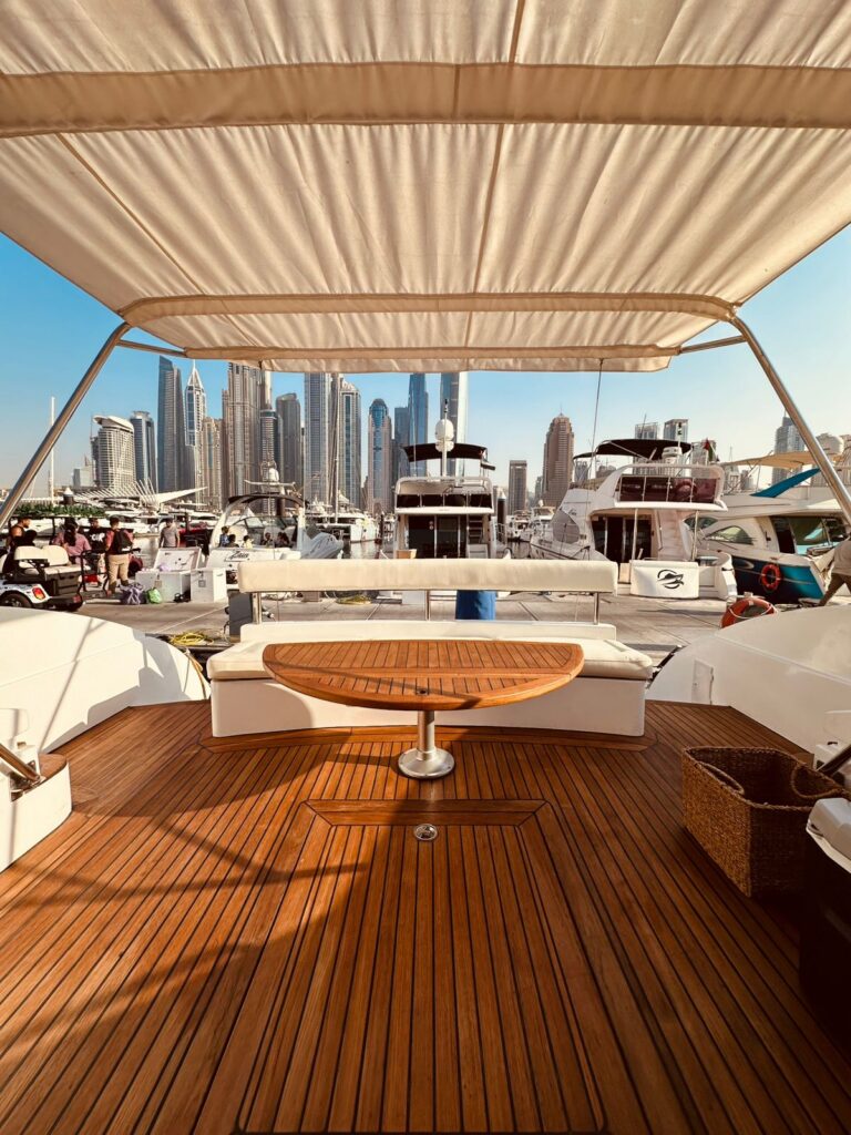 Bella 54FT (Royal Amora)
