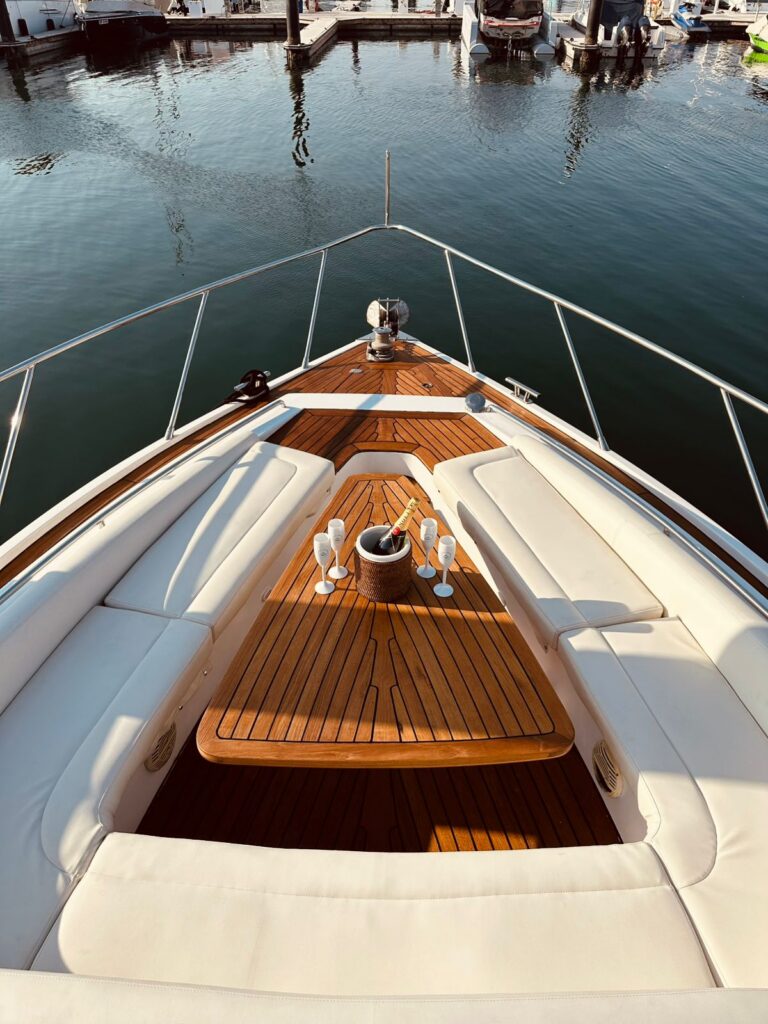 Bella 54FT (Royal Amora)