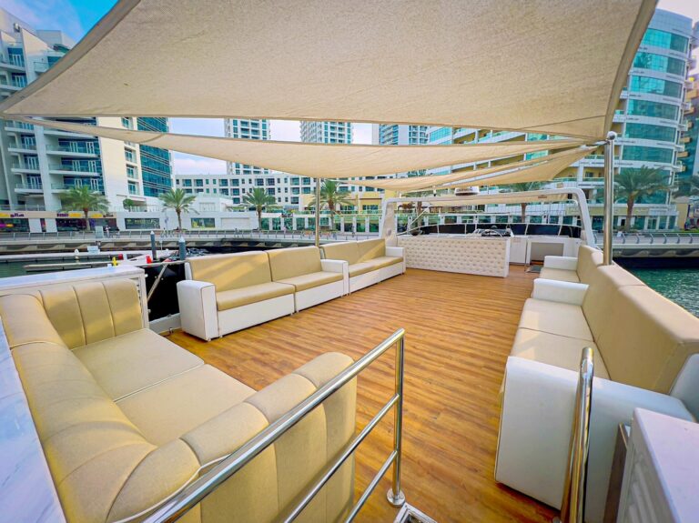 70ft Yacht (My Dubai Cruises)