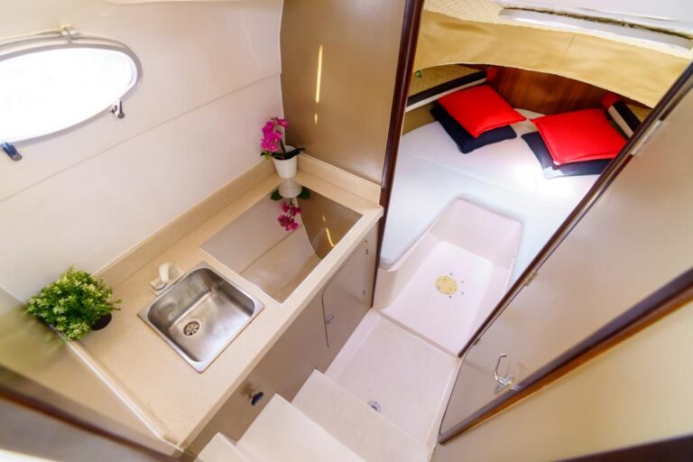 33ft Sleek (Serene)