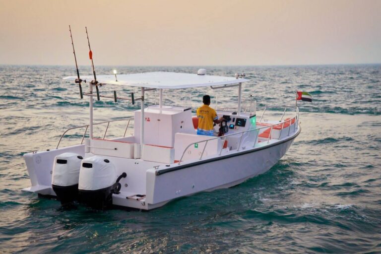 35ft Master Boat (Dubai Cruise)