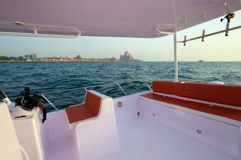 35ft Master Boat (Dubai Cruise)