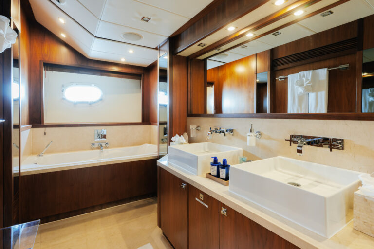 131ft Encore (Super Yacht)
