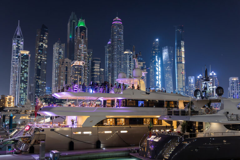 150ft Behike (Super Yacht)
