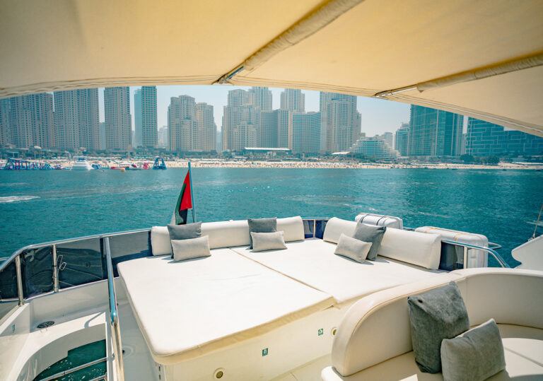 82ft Elara (Xclusive)