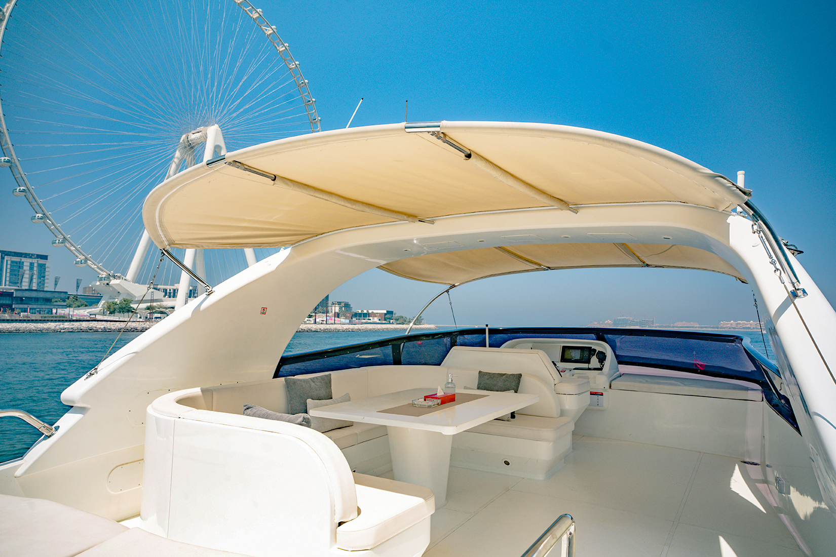 82ft Elara (Xclusive)