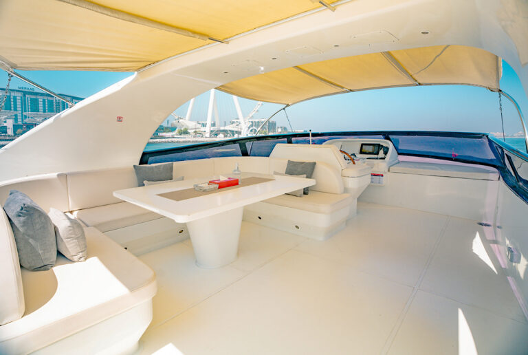 82ft Elara (Xclusive)