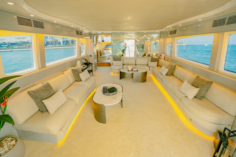 82ft Elara (Xclusive)