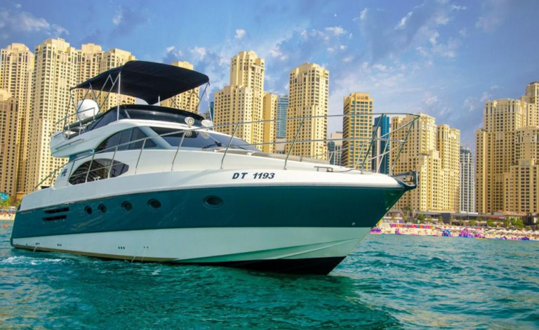52FT Azimut Yacht (D3)