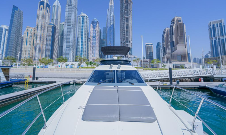 52FT Azimut Yacht (D3)