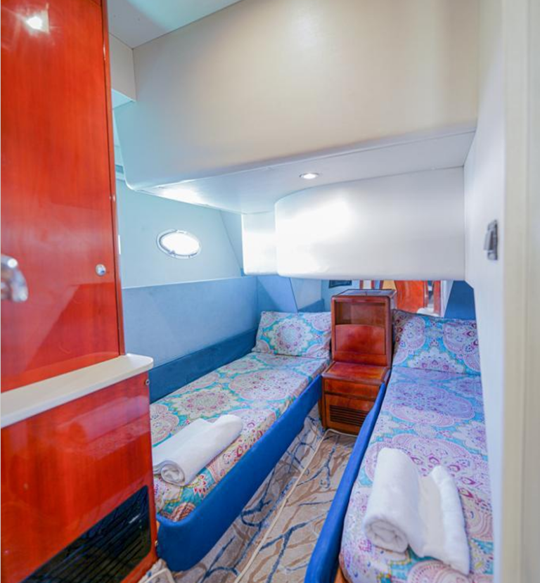 52FT Azimut Yacht (D3)