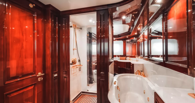 Benetti 115ft Gallus