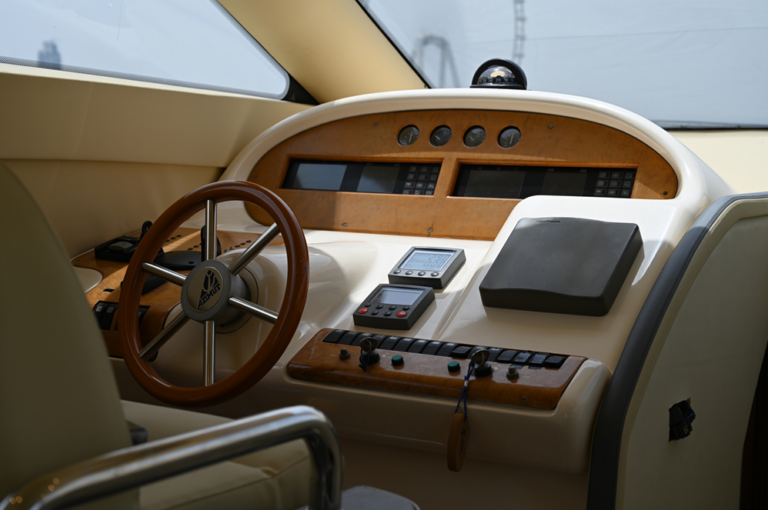 57ft Azimut (RSY)